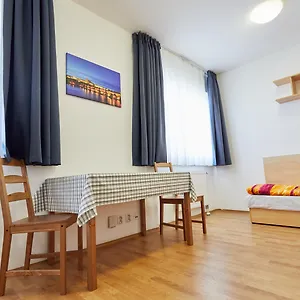 University Hotel 2*, Prag Çek Cumhuriyeti