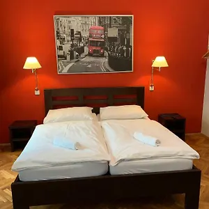 Station 3*, Prag Çek Cumhuriyeti