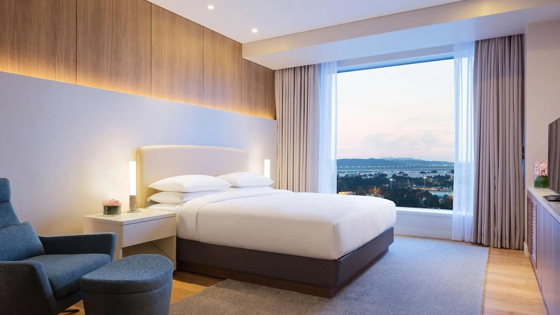 Grand Hyatt Incheon Hotel 5*,  South Korea